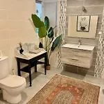 Saint-marthe Sleeps 20 With Pool
