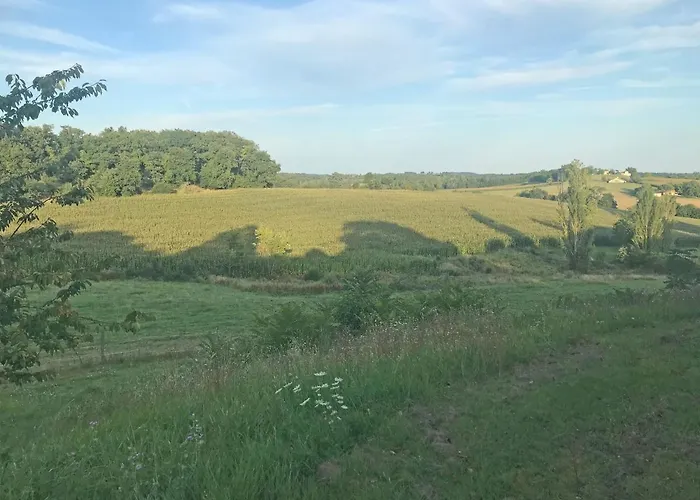 Semesterbostad Saint-marthe Sleeps 20 With Pool